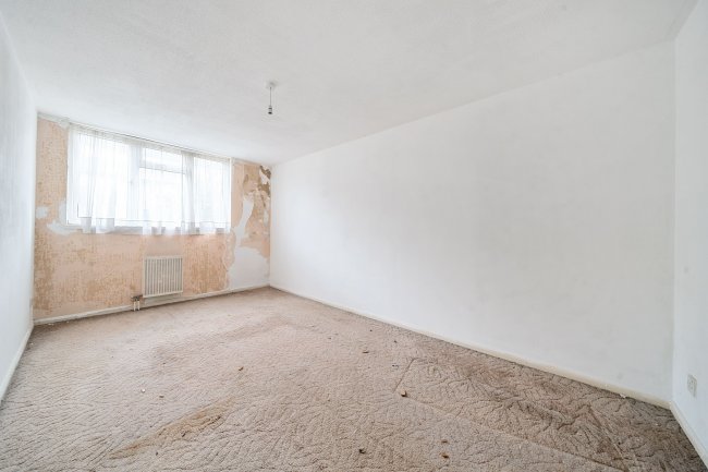 43 Clayponds Lane, Brentford, TW8 0BN 9