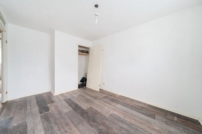 43 Clayponds Lane, Brentford, TW8 0BN 9