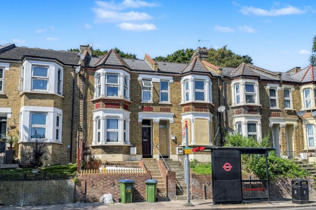 154 Wickham Lane, Abbey Wood, London, SE2 0XP 2