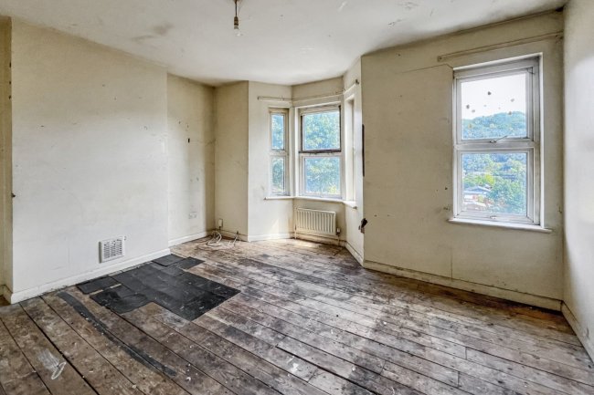 154 Wickham Lane, Abbey Wood, London, SE2 0XP 2