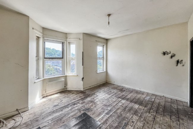 154 Wickham Lane, Abbey Wood, London, SE2 0XP 2