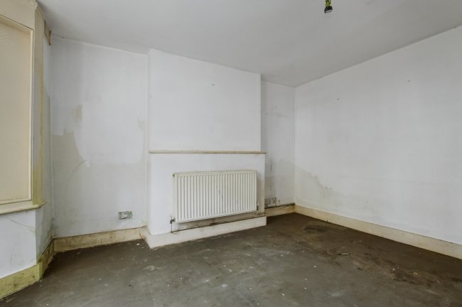 Flat A, 41 Alvington Crescent, Hackney, London, E8 2NN 9