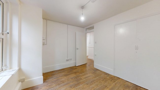 Flat A, 98 Brooke Road, Stoke Newington, London, N16 7RT 8