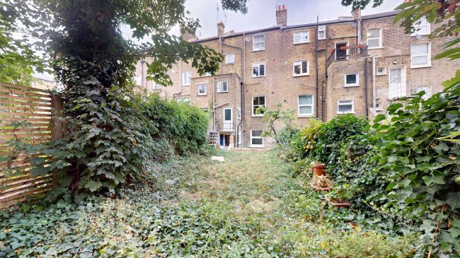 Flat A, 98 Brooke Road, Stoke Newington, London, N16 7RT 8