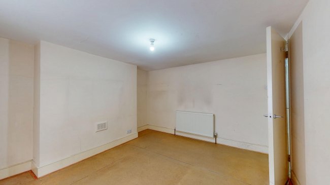Flat A, 19 Canonbury Grove, Islington, London, N1 2HR 8