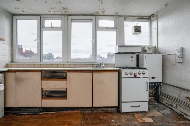 26 Halsmere Road, Camberwell, London SE5 9JQ 7