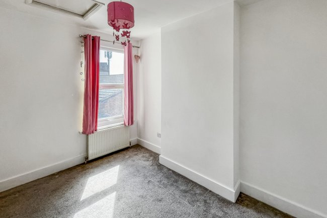 6 Orchard Villas, Cray Road, Sidcup, Kent, DA14 5DJ 7