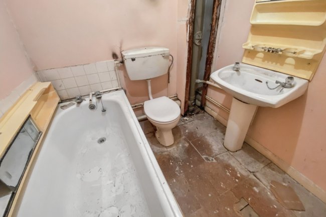 Flat B, 28 Norwood Road, Herne Hill, London, SE24 9BH 1