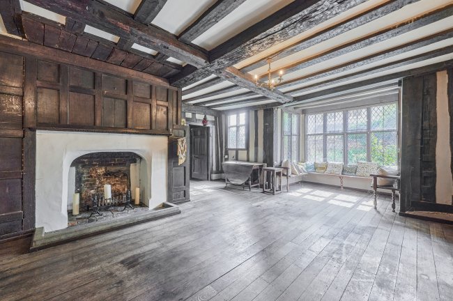 The Clockhouse, 77 The Causeway, Dunmow, Essex, CM6 2AB 7