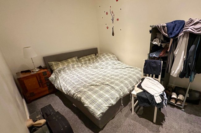 906 London Road, Thornton Heath, Surrey, CR7 7PE 1