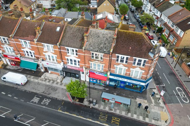 906 London Road, Thornton Heath, Surrey, CR7 7PE 1