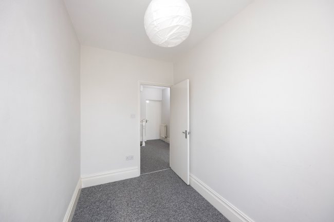 37 Mortimer Road, Hove, East Sussex, BN3 5FG 5