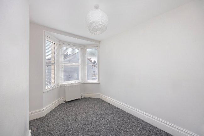 37 Mortimer Road, Hove, East Sussex, BN3 5FG 5