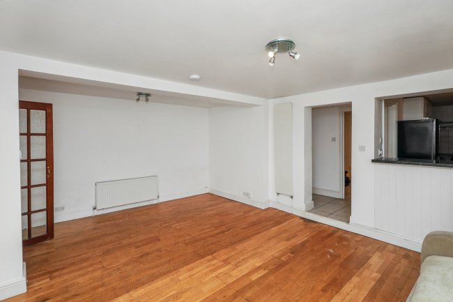 7A Wembury Mews, London N6 5XJ 7