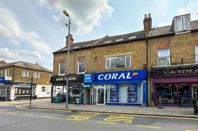 77-79 Station Road, Chingford, London, E4 7BU 7