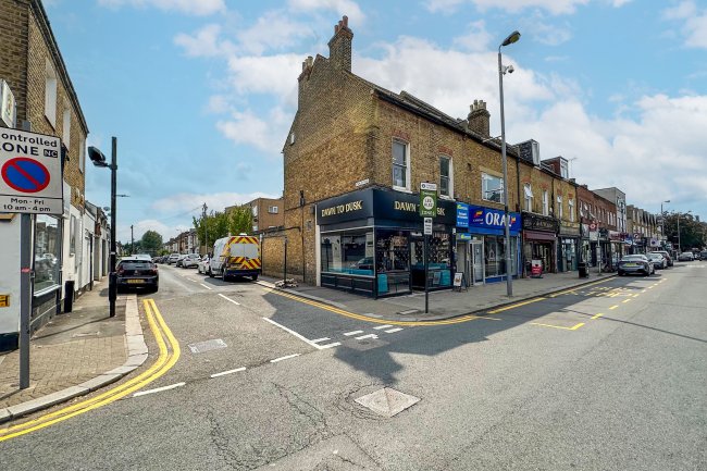 77-79 Station Road, Chingford, London, E4 7BU 7