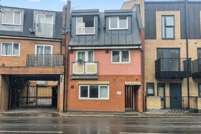 Flat 6 Lapidge House, 5 Coombe Road, Kingston Upon Thames, Surrey KT2 7AB 10