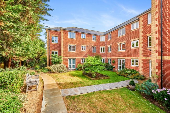 Flat 21 Chancellor Court, Broomfield Road, Chelmsford CM1 1RY 5