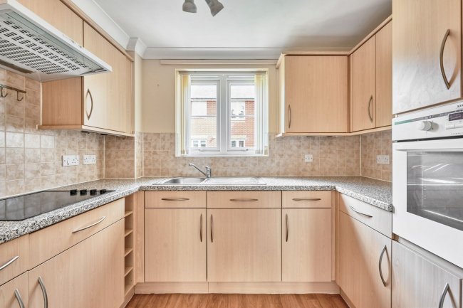 Flat 21 Chancellor Court, Broomfield Road, Chelmsford CM1 1RY 5