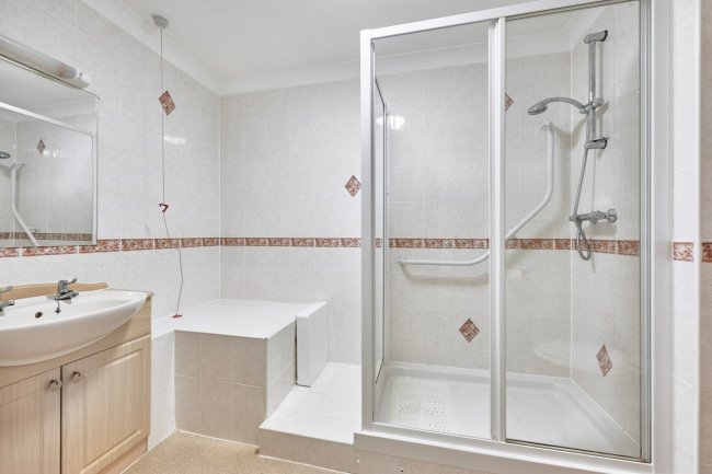 Flat 21 Chancellor Court, Broomfield Road, Chelmsford CM1 1RY 5