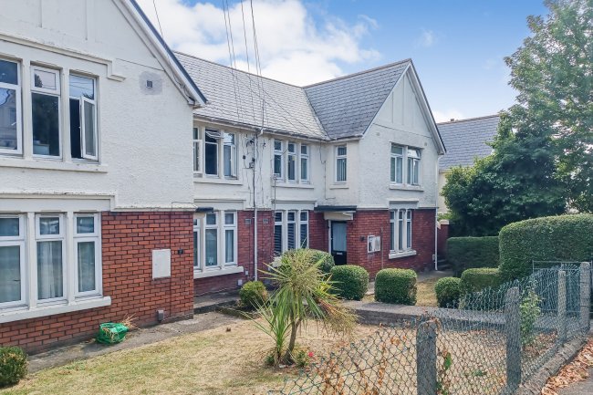 37 Jenner Road, Barry CF62 7HP 5