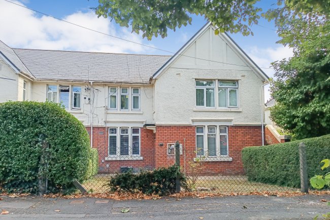 37 Jenner Road, Barry CF62 7HP 5