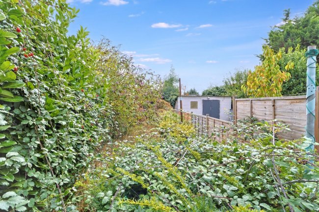 7 Oldfield Road, Westbury, Wiltshire BA13 3LA 9