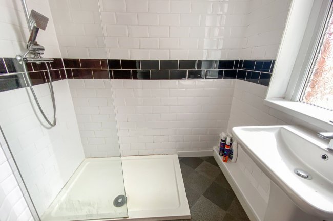 126 Pinhoe Road, Exeter EX4 7HJ 5