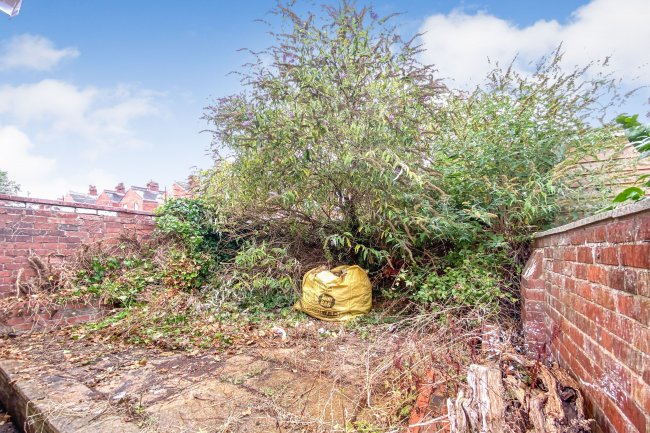 126 Pinhoe Road, Exeter EX4 7HJ 5