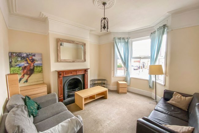 126 Pinhoe Road, Exeter EX4 7HJ 5