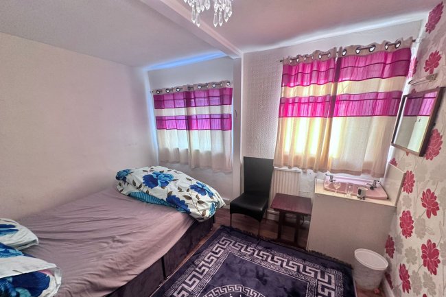 Y Foelas, Station Road, Llanrug, Caernarfon LL55 4BE 3