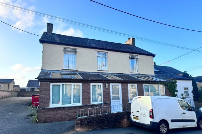 Y Foelas, Station Road, Llanrug, Caernarfon LL55 4BE 3