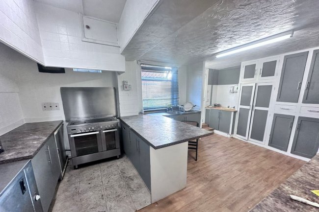 Y Foelas, Station Road, Llanrug, Caernarfon LL55 4BE 3