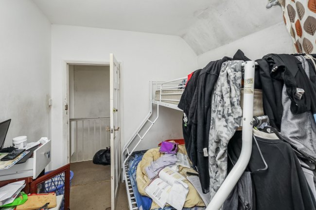 34 Stevens Road, Dagenham, Essex, RM8 2QR 8