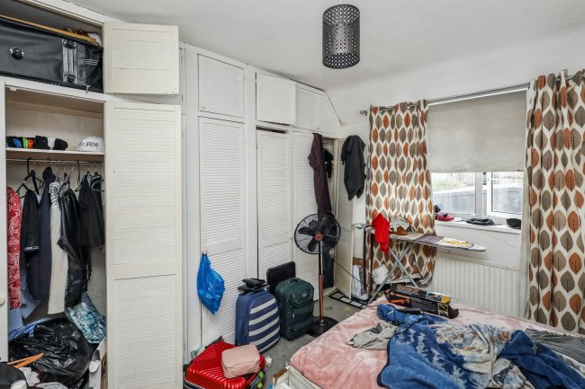 34 Stevens Road, Dagenham, Essex, RM8 2QR 8