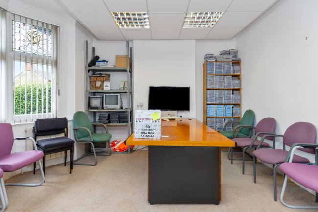 30 Hockcliffe Street, Leighton Buzzard LU7 1HJ 58