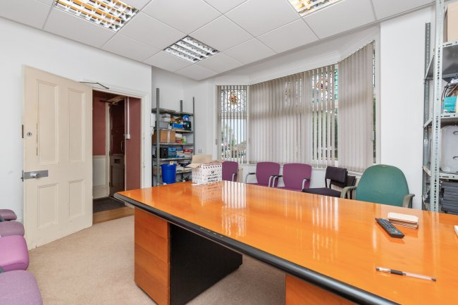 30 Hockcliffe Street, Leighton Buzzard LU7 1HJ 58