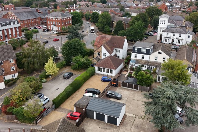 30 Hockcliffe Street, Leighton Buzzard LU7 1HJ 58