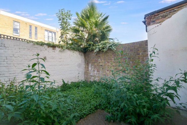 13 Tavistock Road, Stratford, London E15 4ER 2