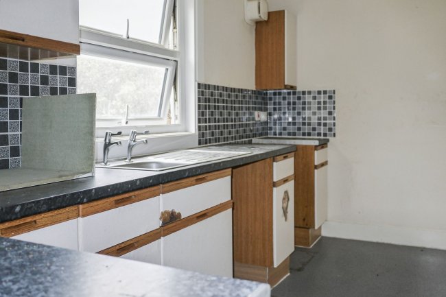 20C Tierney Road, Streatham Hill, London SW2 4QR 2