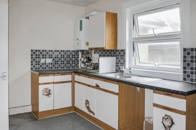 20C Tierney Road, Streatham Hill, London SW2 4QR 2