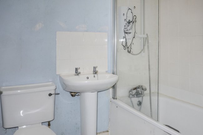 20C Tierney Road, Streatham Hill, London SW2 4QR 2