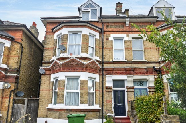 20C Tierney Road, Streatham Hill, London SW2 4QR 2