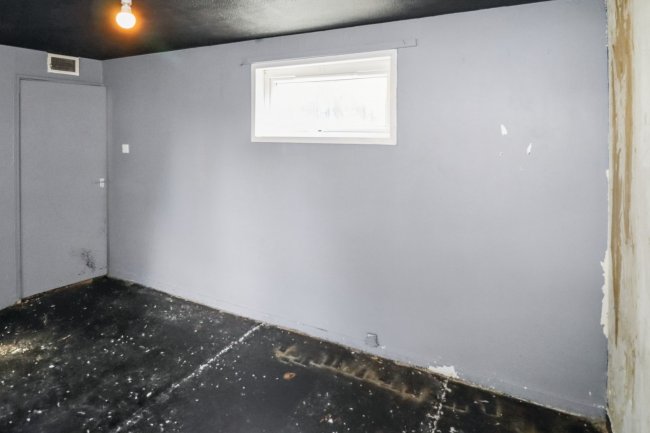 6 Heddon Grove, Hawkshead, Bradford, West Yorkshire, BD5 0TA 1