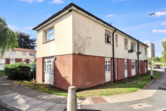 6 Heddon Grove, Hawkshead, Bradford, West Yorkshire, BD5 0TA 1