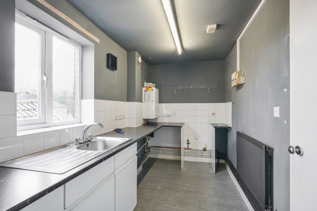 15 Delta Court, Alpha Terrace, Nottingham, Nottinghamshire, NG1 4ER 7