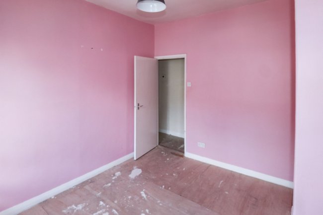 10 Claremont Street, Sowerby Bridge, West Yorkshire, HX6 2PD 1