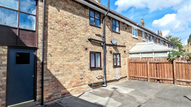 399 Greenwood Avenue, Hull, East Yorkshire, HU6 8AL 6