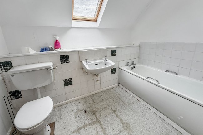 44 Shrewsbury Drive, Backworth, Newcastle Upon Tyne, NE27 0JQ 1