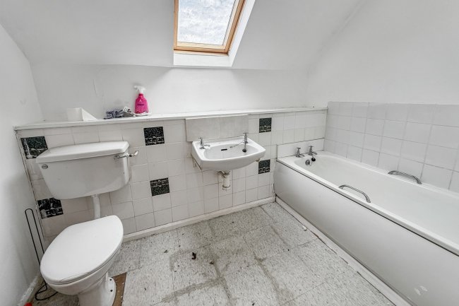 44 Shrewsbury Drive, Backworth, Newcastle Upon Tyne, NE27 0JQ 1